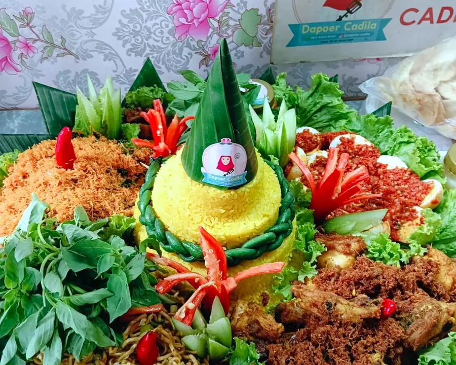 Nasi Tumpeng